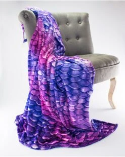 Condy Anemone Throw